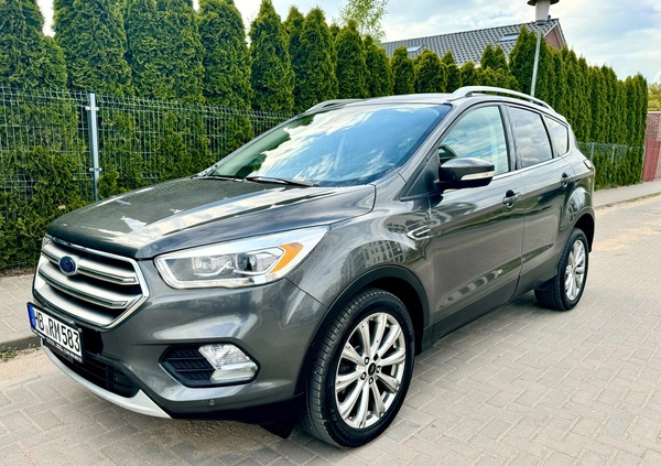 Ford Escape cena 63900 przebieg: 142350, rok produkcji 2017 z Mońki małe 137
